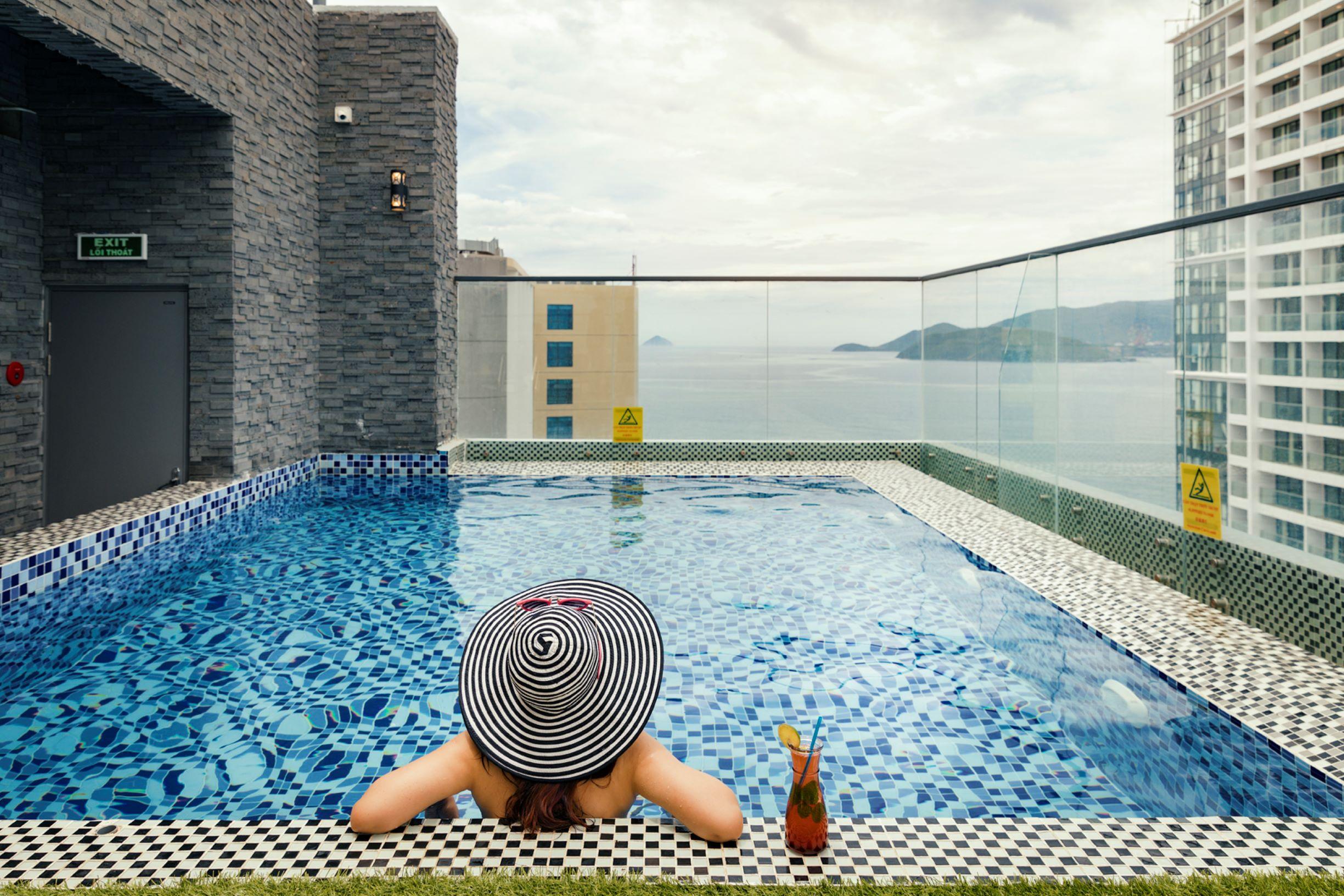 Khách sạn Aaron 3*