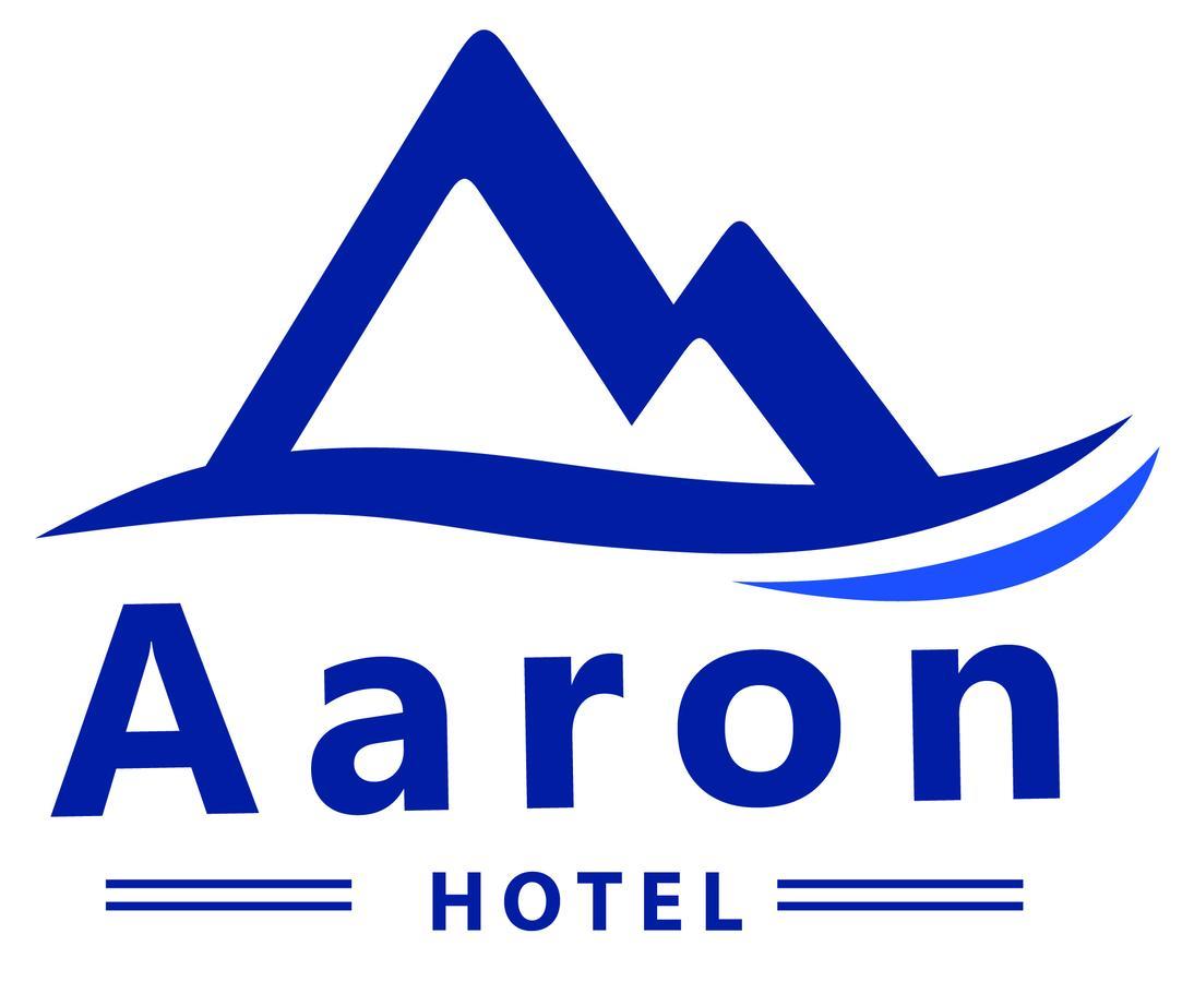 Aaron Khách sạn 3*